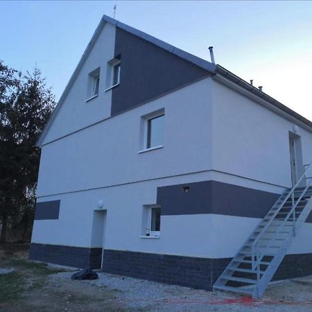 Apartment Oskar Hostka  Ngoại thất bức ảnh