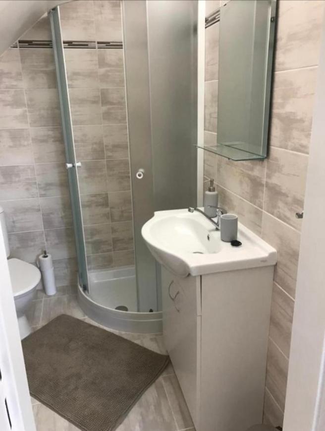 Apartment Oskar Hostka  Ngoại thất bức ảnh